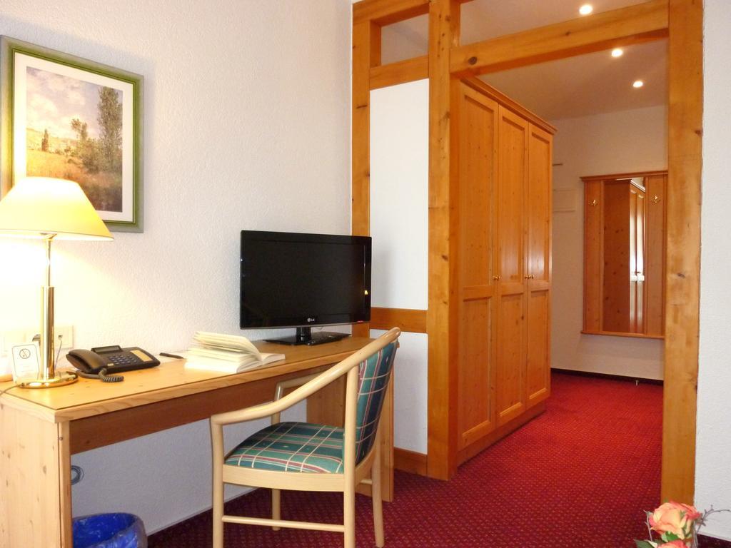 Landhaus Mueritzgarten Hotel Garni Рёбель Номер фото