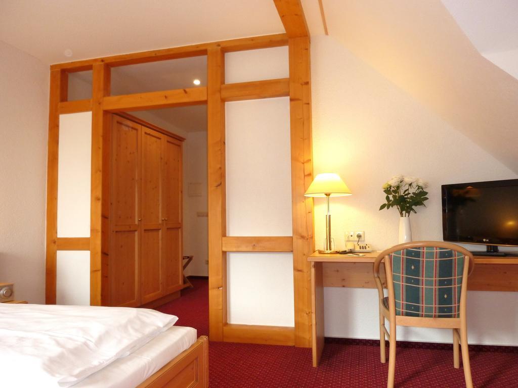 Landhaus Mueritzgarten Hotel Garni Рёбель Номер фото