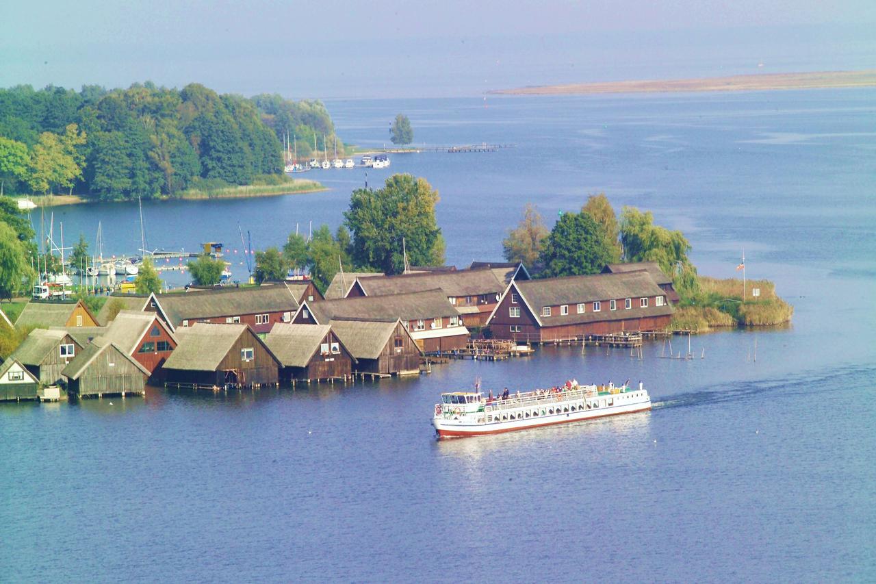 Landhaus Mueritzgarten Hotel Garni Рёбель Экстерьер фото